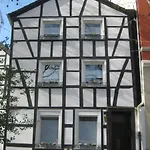 Historisch Uebernachten Brinkerplatz 3 דירה אסן