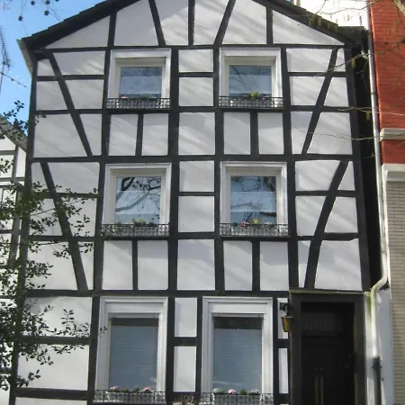 Historisch Uebernachten Brinkerplatz 3 Lägenhet Essen