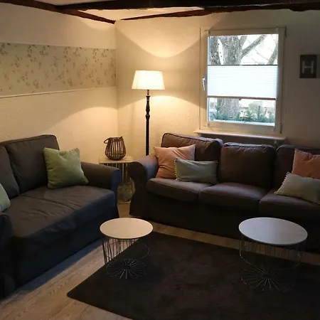 Historisch Uebernachten Brinkerplatz 3 アパート エッセン