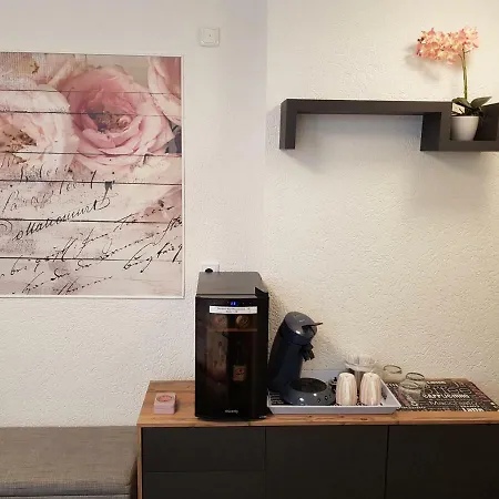 Historisch Uebernachten Brinkerplatz 3 * Essen