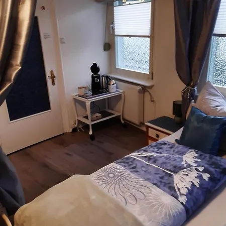 アパート Historisch Uebernachten Brinkerplatz 3 *