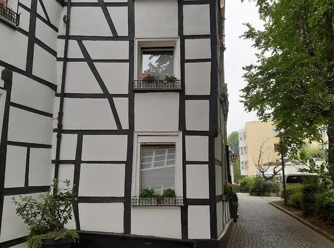 Historisch Uebernachten Brinkerplatz 3 Эссен